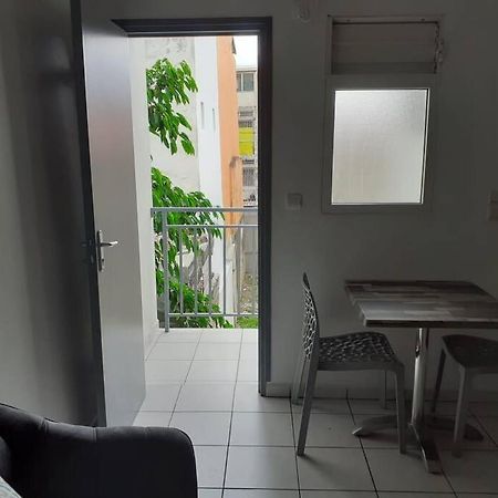 Sejour D'Affaires Ou De Loisirs A Pointe A Pitre Apartment Екстериор снимка